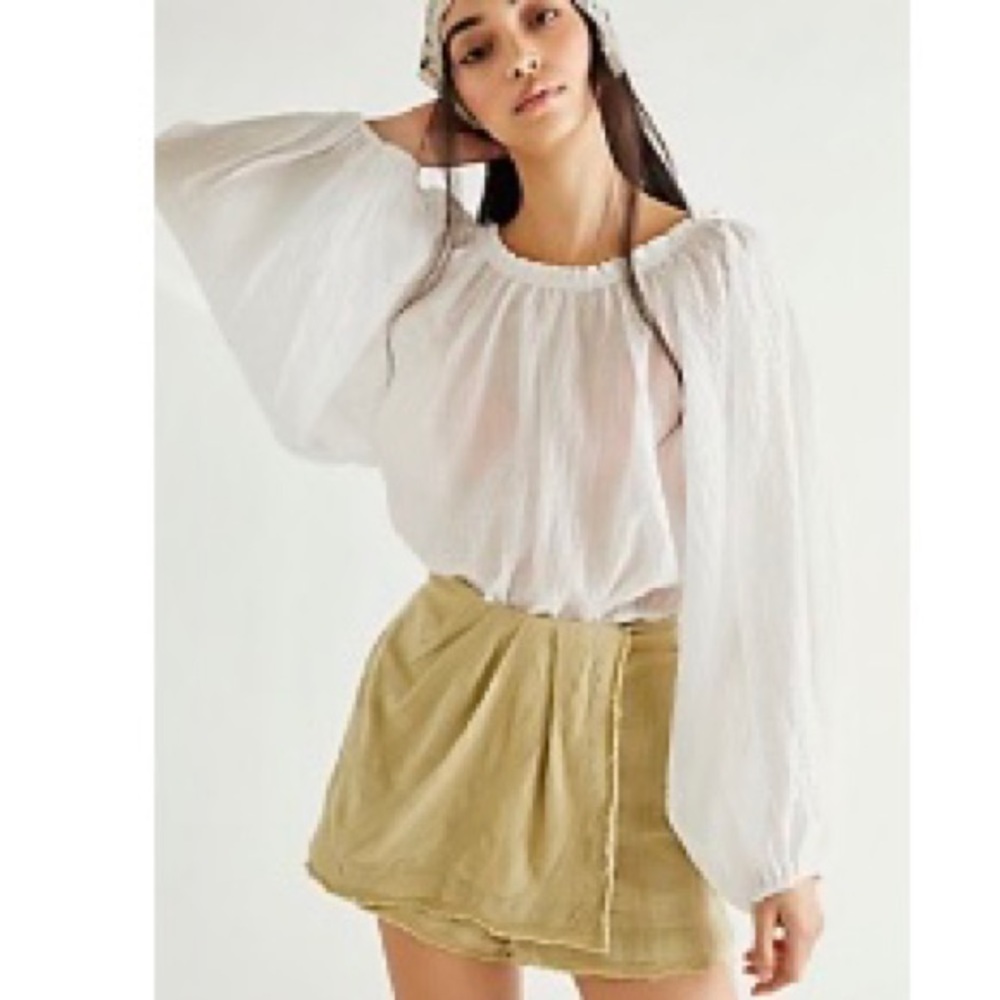 NWT Free People White Statement Sleeves Open Back Semi-Sheer Blouse Top Size M